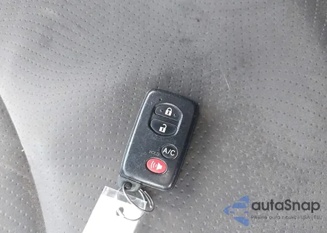 2013 Toyota Prius Plug-In from USA, damaged, VIN JTDKN3DP2D3048347